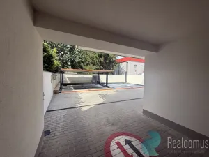 Pronájem bytu 2+kk, České Budějovice - České Budějovice 6, Jeronýmova, 55 m2