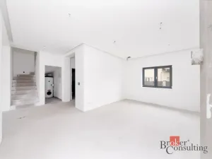 Prodej bytu 4+1, Dřísy, Hlavnovská, 129 m2