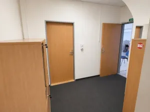 Pronájem kanceláře, Rokycany - Střed, Masarykovo náměstí, 180 m2