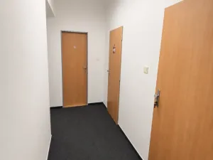 Pronájem kanceláře, Rokycany - Střed, Masarykovo náměstí, 180 m2