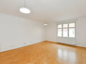 Prodej bytu 2+kk, Praha - Břevnov, Konecchlumského, 56 m2