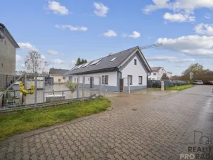 Pronájem skladu, Pardubice, V Uličce, 174 m2