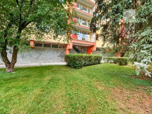 Prodej bytu 2+kk, Praha - Kobylisy, Famfulíkova, 43 m2