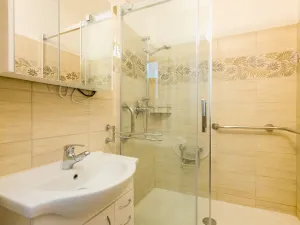 Prodej bytu 2+1, Uherčice, 62 m2