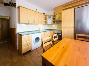 Prodej bytu 2+1, Uherčice, 62 m2