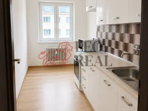 Pronájem bytu 2+1, Náměšť nad Oslavou, Husova, 57 m2