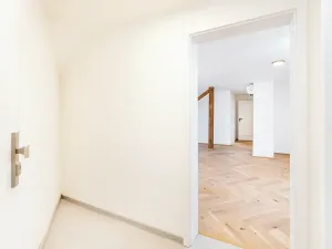 Prodej bytu 2+kk, Praha - Vršovice, Žitomírská, 54 m2