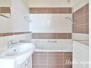 Pronájem bytu 2+1, Brno, Voříškova, 56 m2