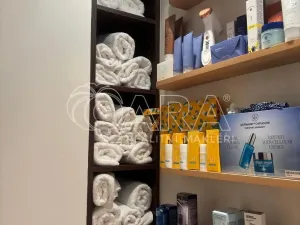 Prodej obchodního prostoru, Praha - Prosek, Veltruská, 22 m2