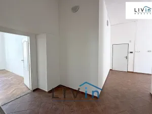 Prodej bytu 2+1, Olomouc, Javoříčská, 90 m2
