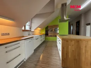 Prodej rodinného domu, Olomouc - Nemilany, Lidická, 350 m2
