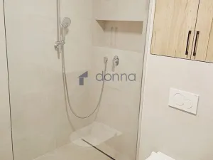 Pronájem bytu 2+kk, Praha, Křižíkova, 53 m2