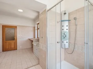 Pronájem bytu 4+kk, Ústí nad Labem - Klíše, Beethovenova, 152 m2