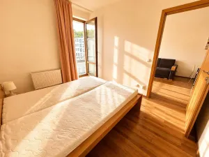 Pronájem bytu 2+kk, Praha - Karlín, Křižíkova, 51 m2