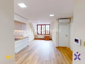 Pronájem bytu 2+kk, Uherský Brod, Masarykovo nám., 47 m2