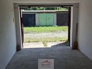 Pronájem garáže, Valašské Meziříčí - Krásno nad Bečvou, M. Alše, 18 m2