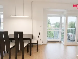 Pronájem bytu 3+kk, Polešovice, 94 m2