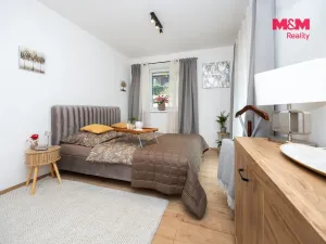 Prodej rodinného domu, Jeníkovice, 220 m2