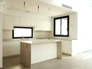 Prodej rodinného domu, Alfas del Pi, Alicante, Španělsko, 203 m2
