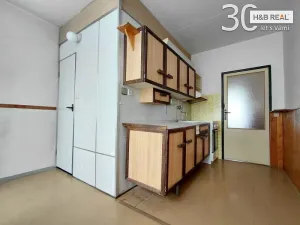 Prodej bytu 3+1, Vsetín, Ohrada, 73 m2