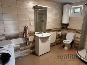 Pronájem bytu 2+kk, Opava, Bílovecká, 60 m2