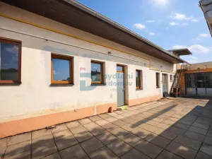 Prodej výrobních prostor, Prostějov, Husovo nám., 416 m2