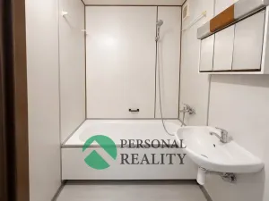 Prodej bytu 3+1, Praha - Modřany, Rakovského, 65 m2