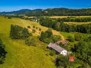 Prodej rodinného domu, Frýdštejn - Sestroňovice, 300 m2