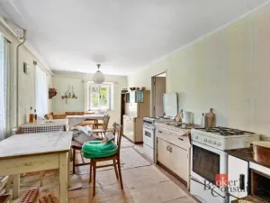 Prodej rodinného domu, Frýdštejn - Sestroňovice, 300 m2