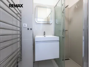 Pronájem bytu 2+kk, Praha - Nusle, Čestmírova, 43 m2