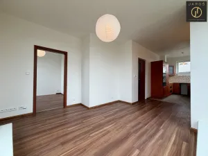 Pronájem bytu 2+kk, Praha - Záběhlice, Harlacherova, 40 m2