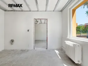 Prodej obchodního prostoru, Plzeň, Rokycanská, 27 m2