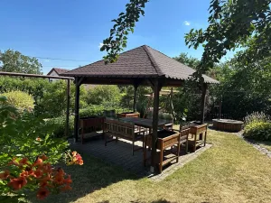 Prodej rodinného domu, Vlčtejn, 150 m2