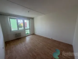 Pronájem bytu 1+1, České Budějovice, Dubenská, 44 m2