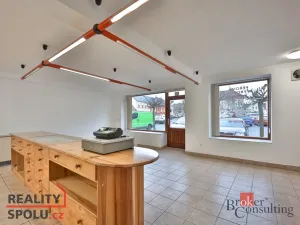 Pronájem obchodního prostoru, Libáň, náměstí Svobody, 100 m2