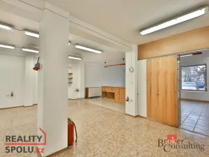 Pronájem obchodního prostoru, Libáň, náměstí Svobody, 100 m2