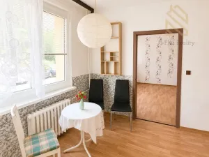 Prodej bytu 2+1, Ústí nad Labem - Mojžíř, Jindřicha Plachty, 68 m2