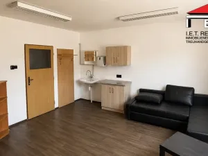 Pronájem skladu, Ostrava, K Trojhalí, 747 m2
