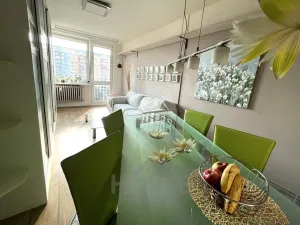 Prodej bytu 2+kk, Praha - Kobylisy, Taussigova, 45 m2