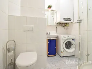Pronájem bytu 1+1, Brno - Komárov, Studniční, 37 m2