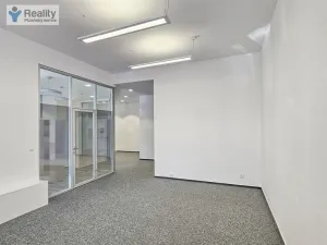 Pronájem kanceláře, Plzeň - Jižní Předměstí, Kovářská, 88 m2
