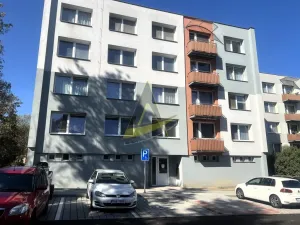 Pronájem bytu 2+1, Kaplice, Na Vyhlídce, 56 m2