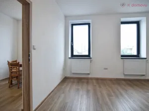 Pronájem bytu 2+1, Olomouc - Holice, Keplerova, 57 m2