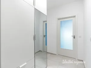 Pronájem bytu 1+kk, Praha - Čakovice, Danielova, 36 m2