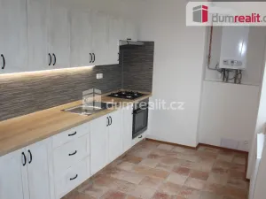 Pronájem bytu 2+1, Karlovy Vary - Dvory, K. Kučery, 49 m2