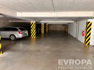 Pronájem bytu 2+kk, Plzeň - Újezd, Halštatská, 42 m2