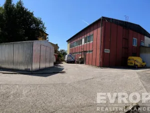 Prodej výrobních prostor, Nymburk, 900 m2