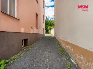 Prodej garáže, Jablonec nad Nisou, 75 m2