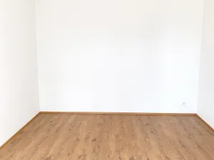 Pronájem bytu 1+kk, Brno, Křenová, 28 m2