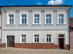 Prodej činžovního domu, Švihov, nám. T. G. Masaryka, 240 m2